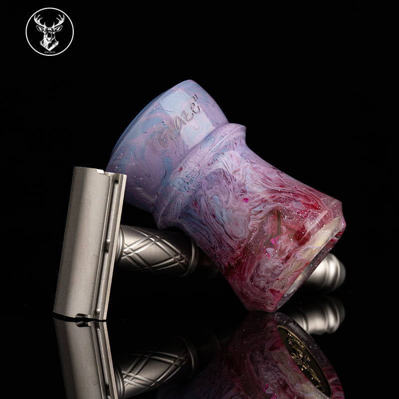 ARNOxOUMO Glaze Shaving brush Silvery Shark 052