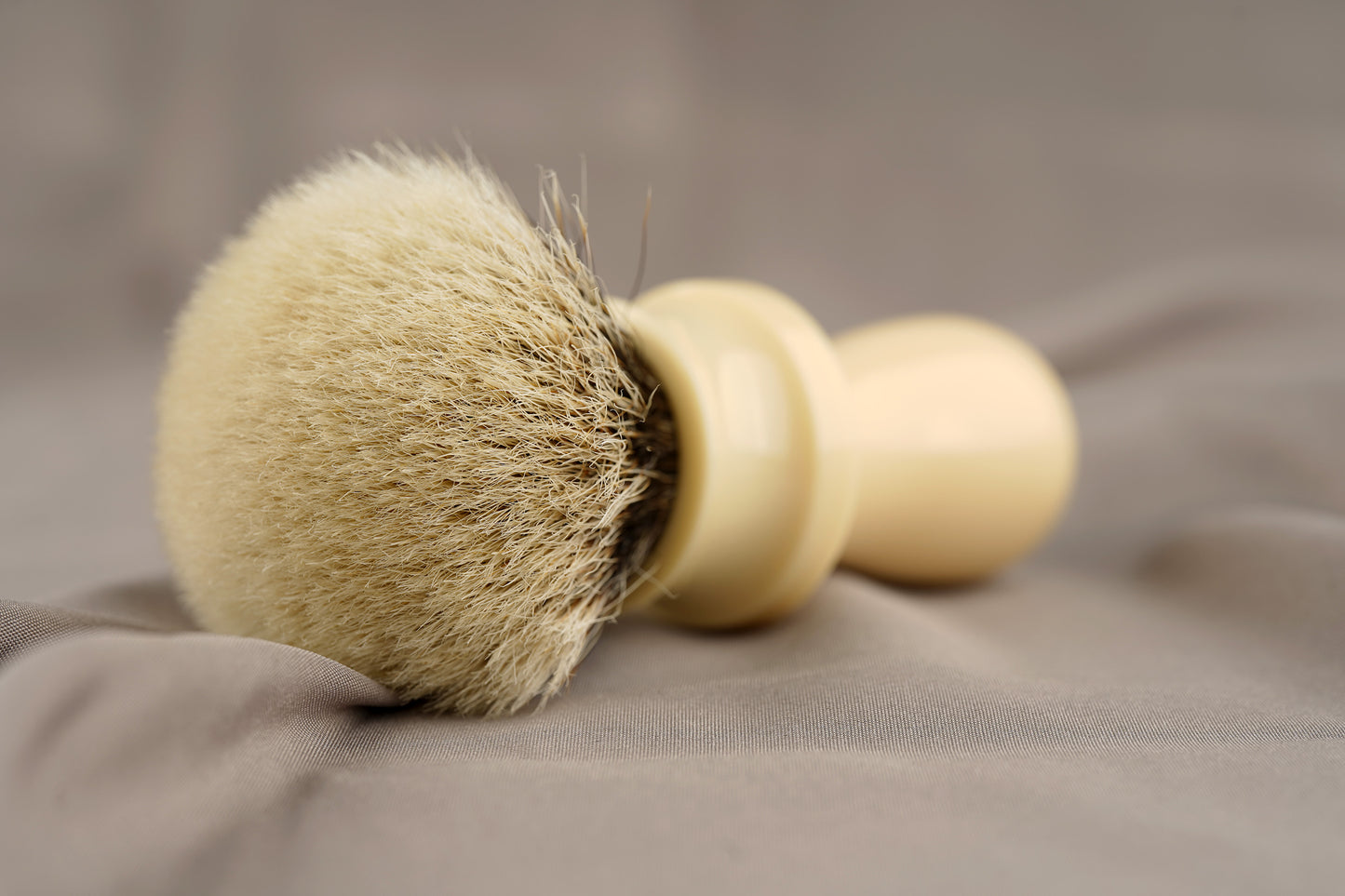 28mm Arno Halberd shaving brush #5-Acrylic acid