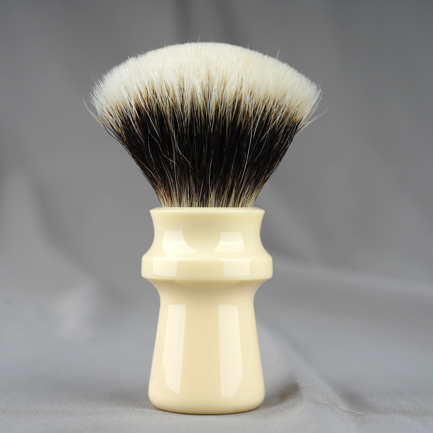 Arno Tomahawk shaving brush #3 Acrylic - Polishing