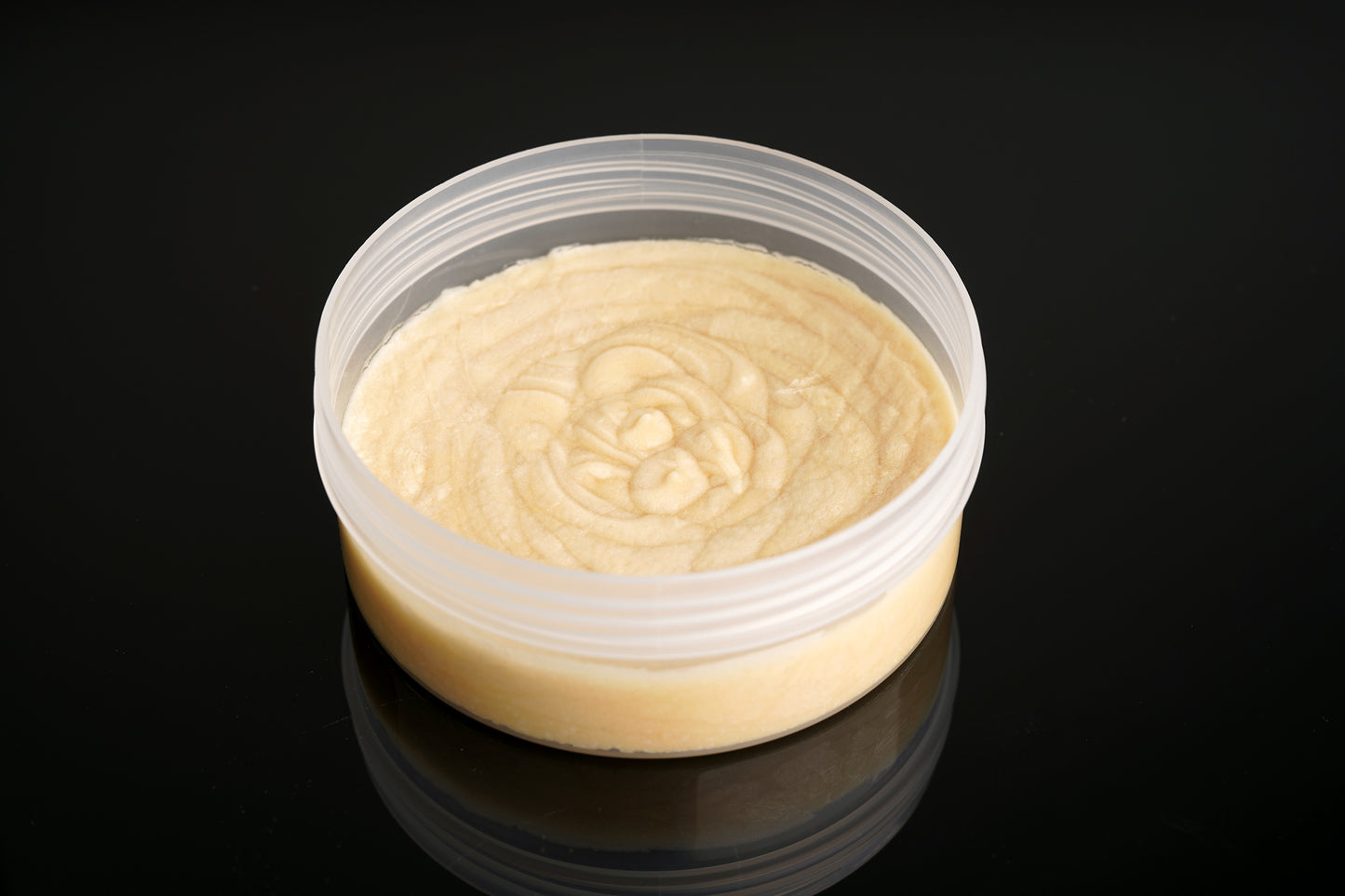 Smoking Monster - Tallow base shaving soap - Temptation Orange