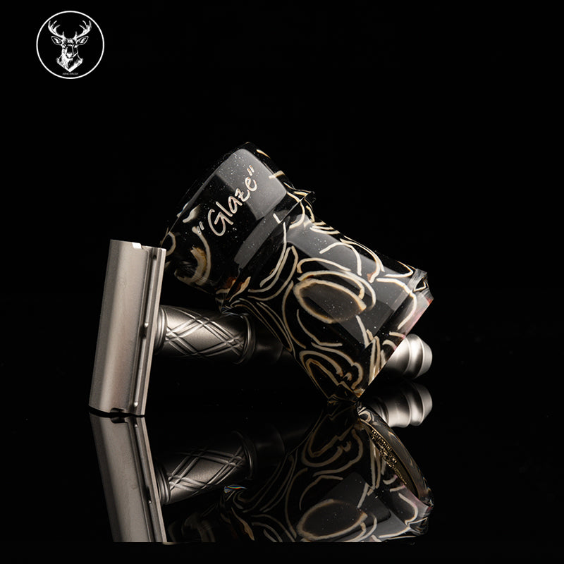 ARNOxOUMO Glaze Shaving brush Silvery Shark 033