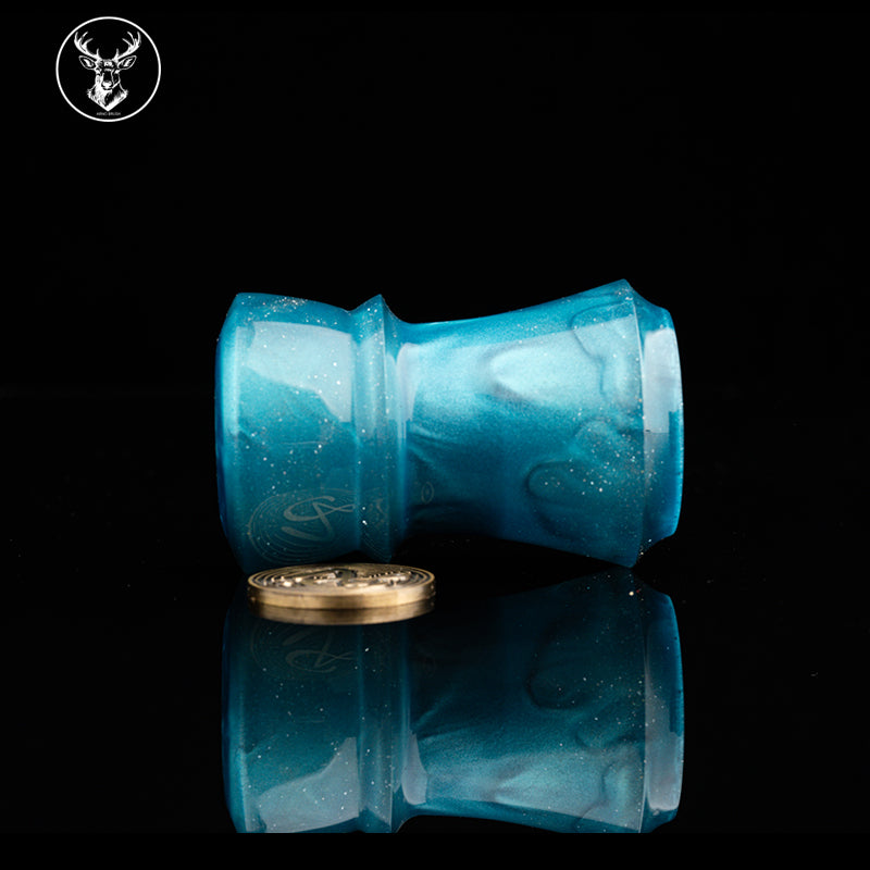 ARNOxOUMO Glaze Shaving brush Silvery Shark 043